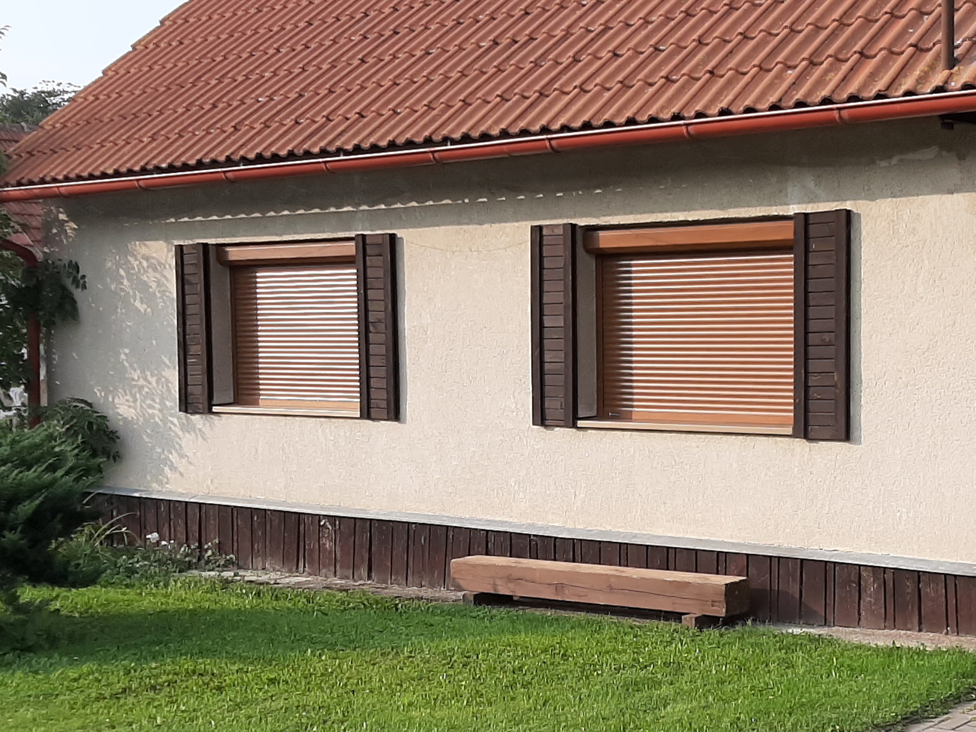 dodatečné rolety na starší dům